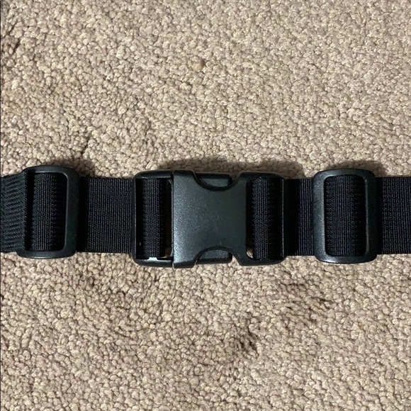 Supreme Ss18 Black Fanny pack SOLD!! SOLD!! - Picture 5 of 8